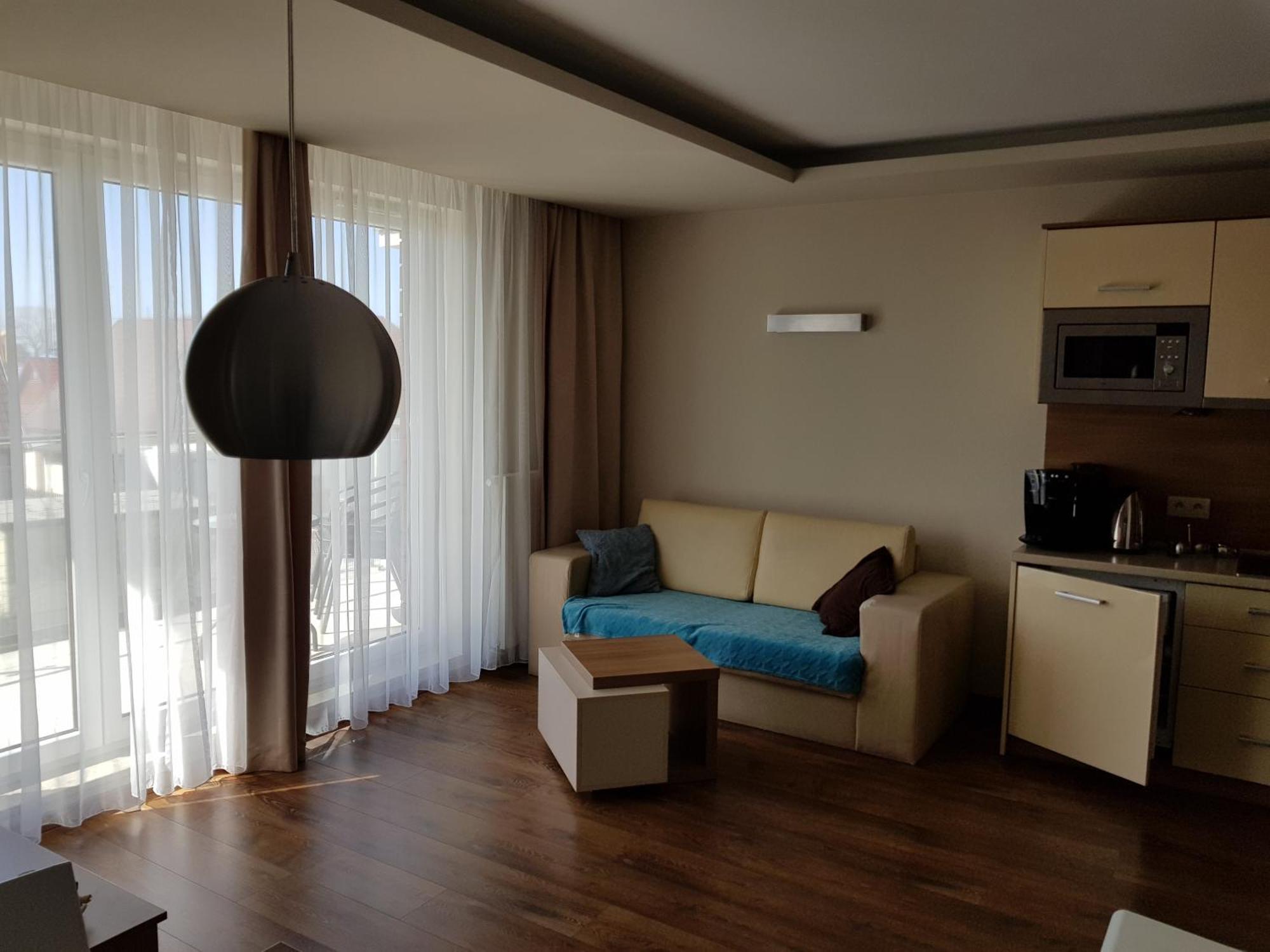 Marina Jastarnia Apartamenty W Budynku Z Basenem Habitación foto
