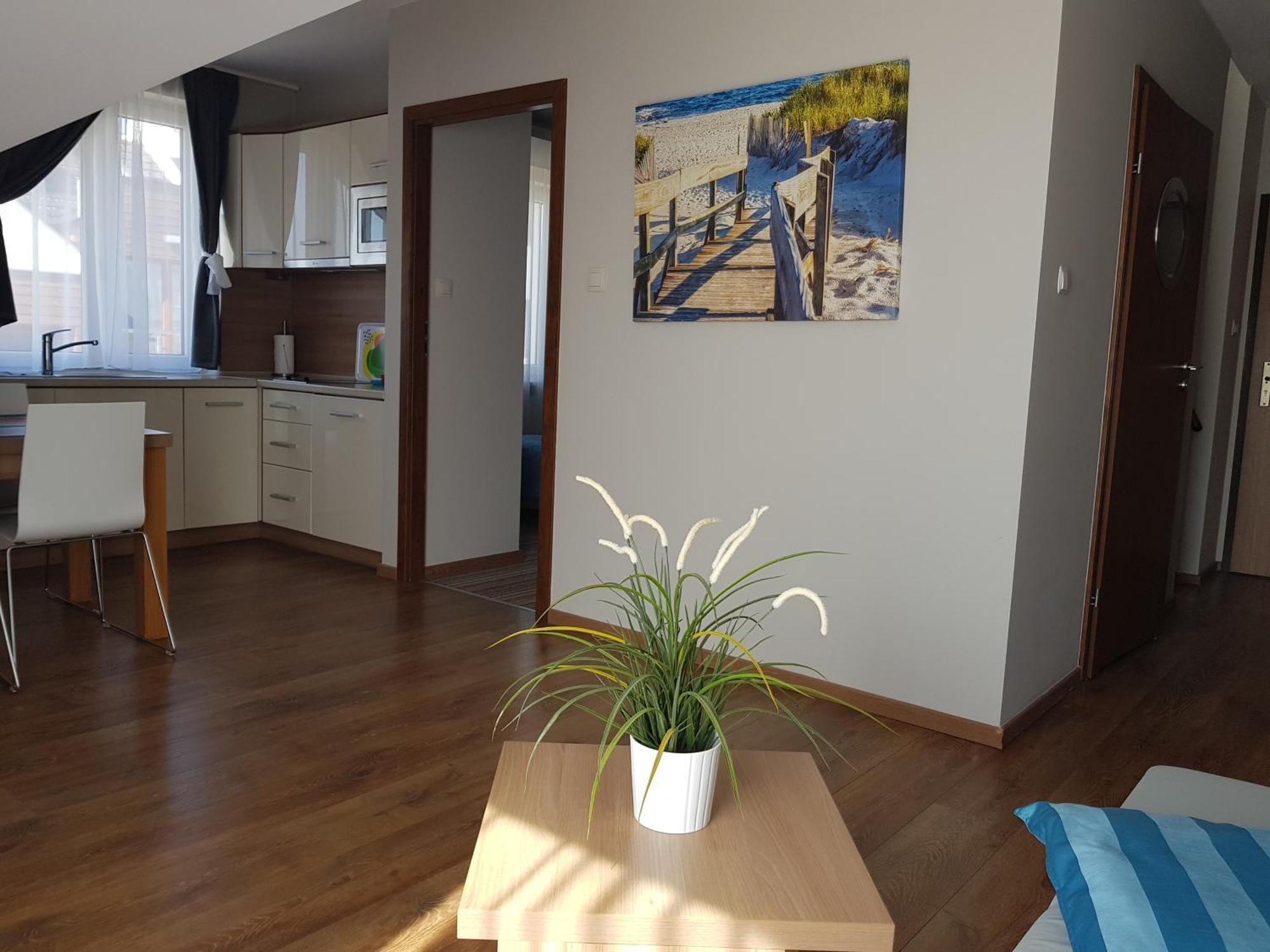 Marina Jastarnia Apartamenty W Budynku Z Basenem Habitación foto