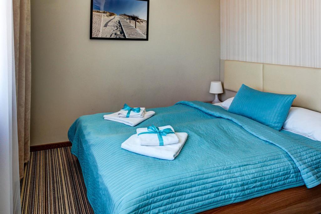 Marina Jastarnia Apartamenty W Budynku Z Basenem Exterior foto