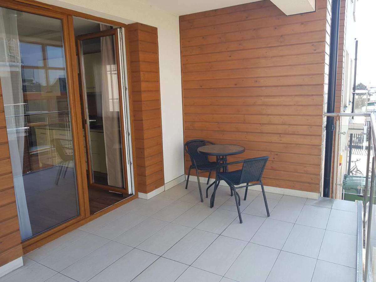 Marina Jastarnia Apartamenty W Budynku Z Basenem Exterior foto