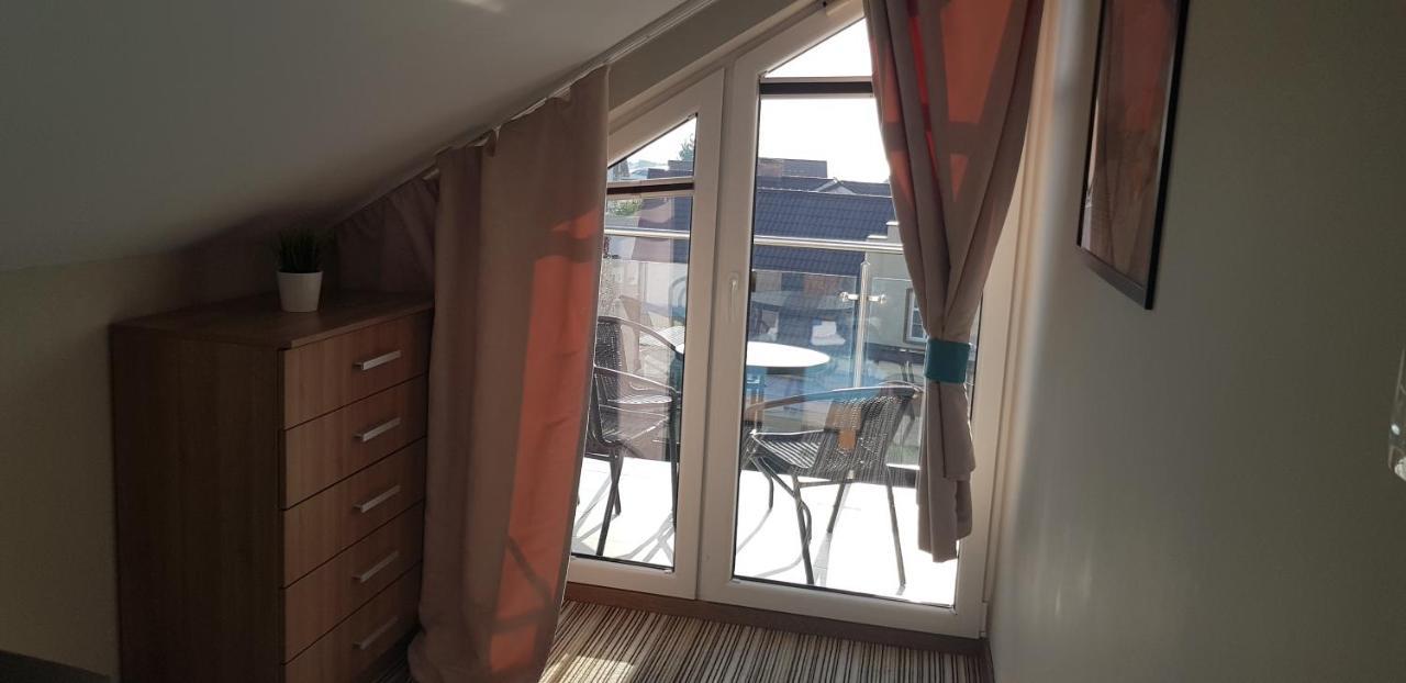 Marina Jastarnia Apartamenty W Budynku Z Basenem Exterior foto